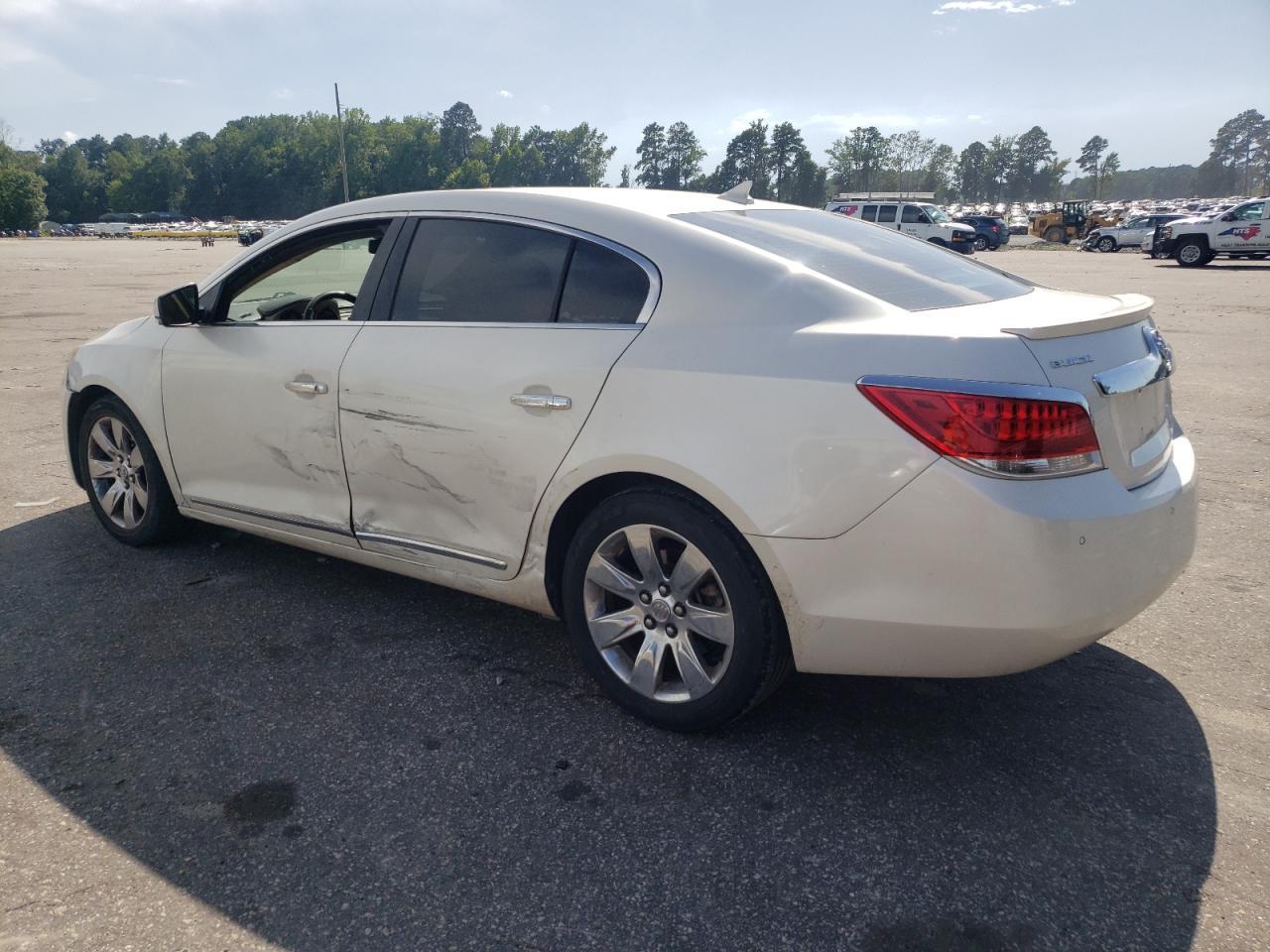 2011 Buick Lacrosse Cxl - Image 2