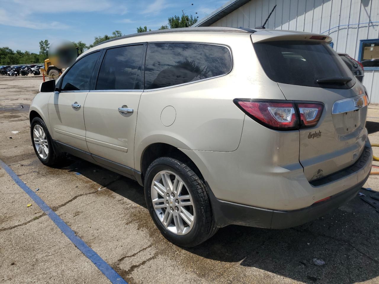 2015 Chevrolet Traverse Lt - Image 2