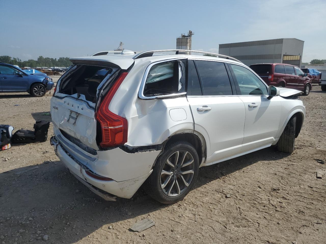 2017 Volvo Xc90 T6 - Image 3