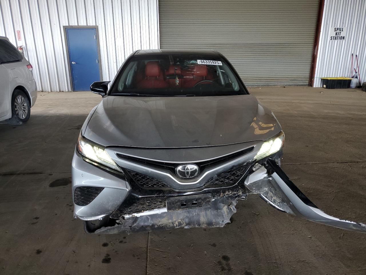 2018 Toyota Camry Xse - Фото 5