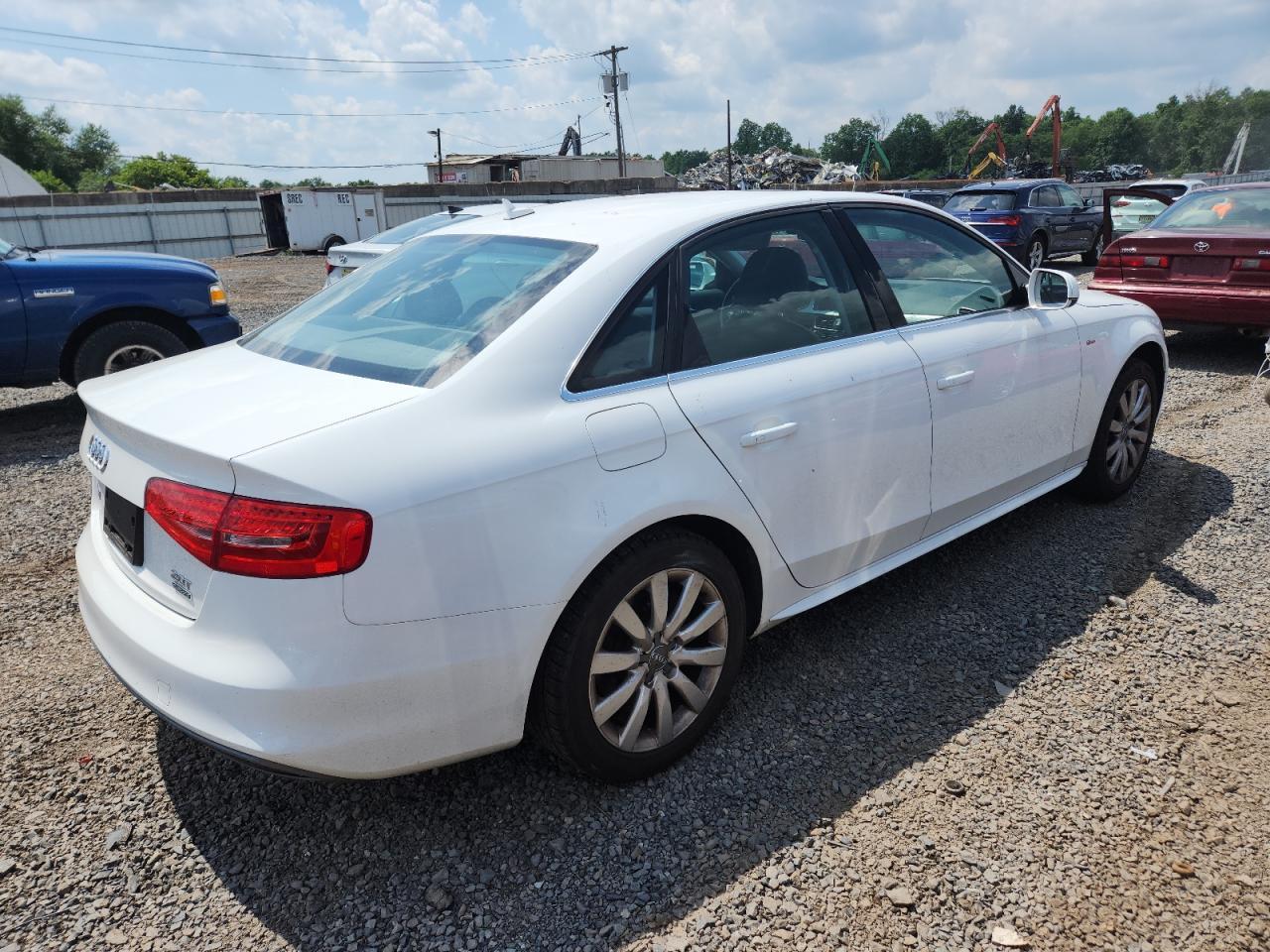 2015 Audi A4 Premium - Фото 3