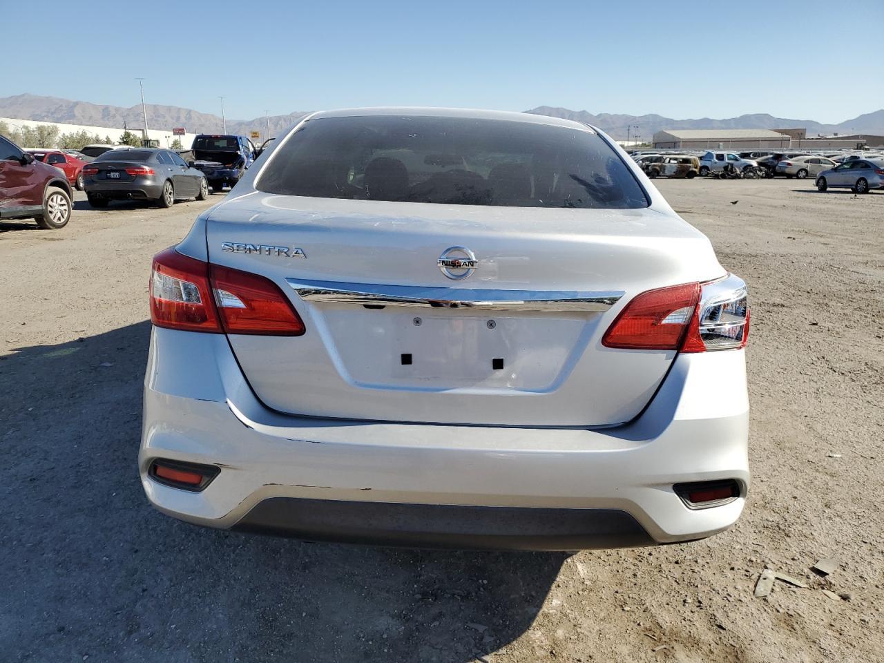 2019 Nissan Sentra S - Image 6