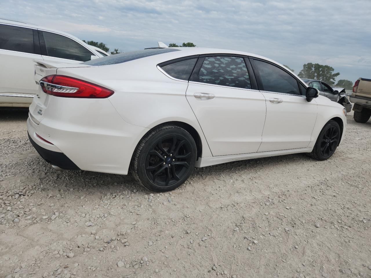 2019 Ford Fusion Se - Фото 3
