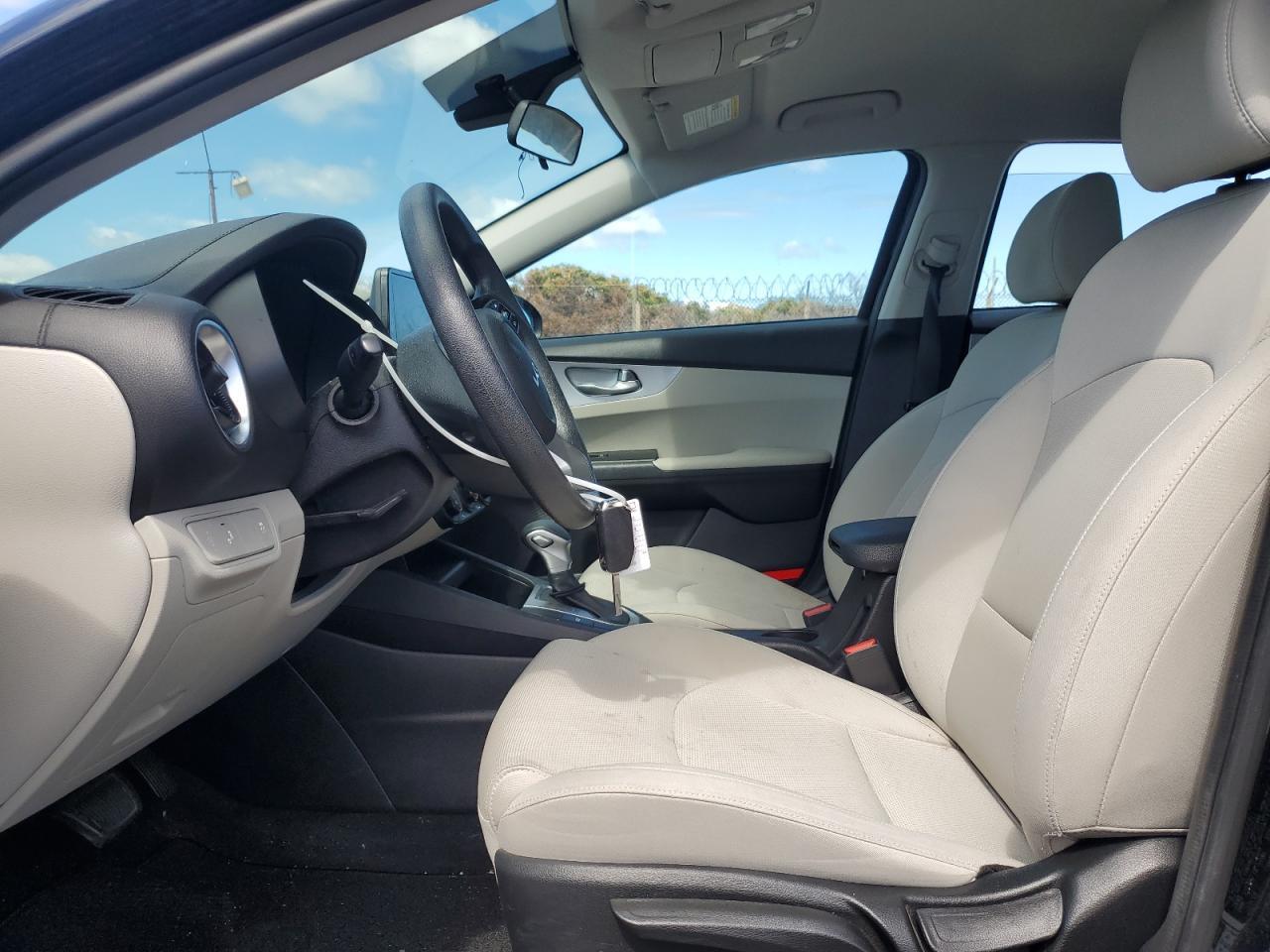 2023 Kia Forte Lx - Фото 7
