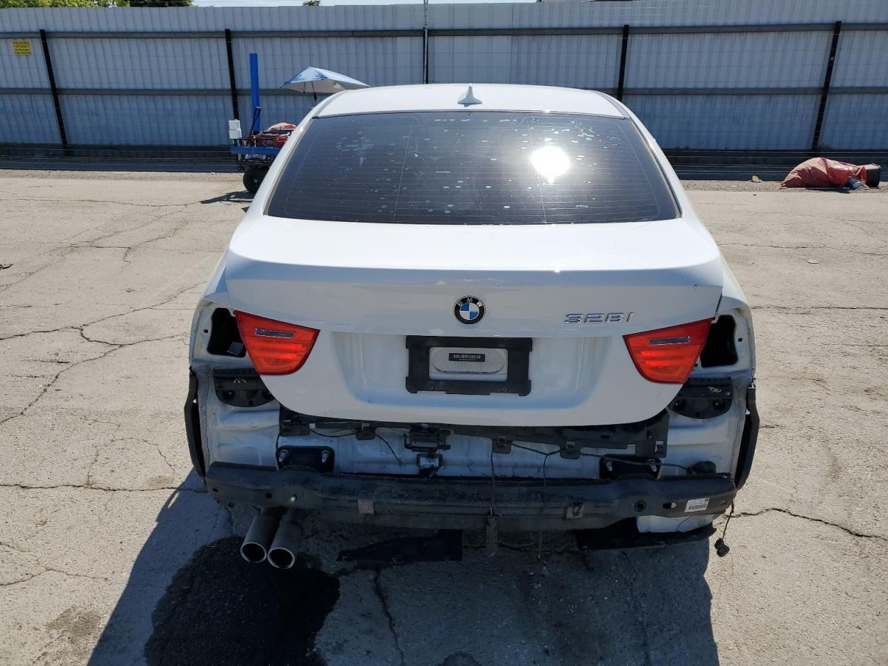 2011 BMW 328 I Sulev - Image 6