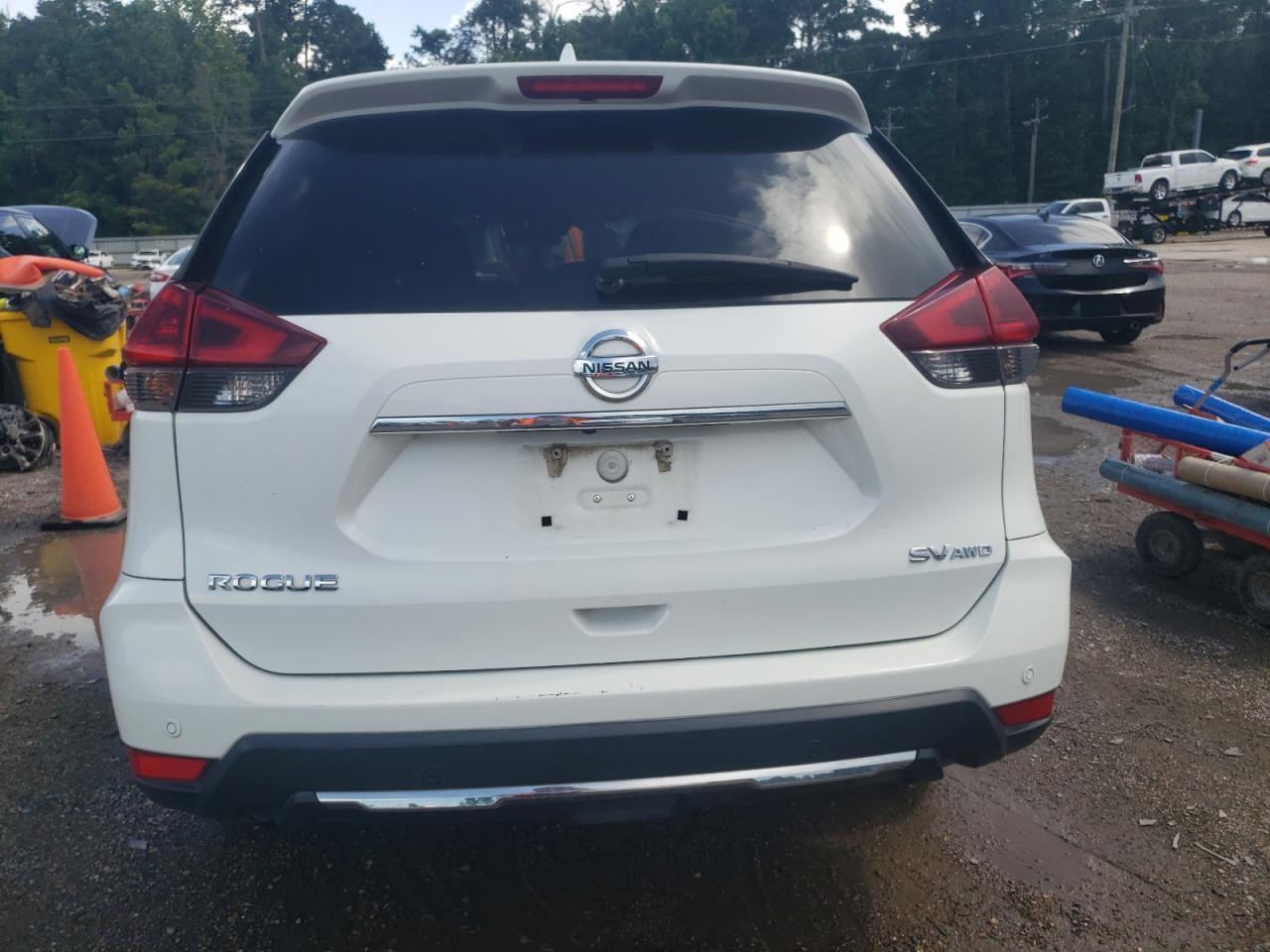 2020 Nissan Rogue S - Image 6