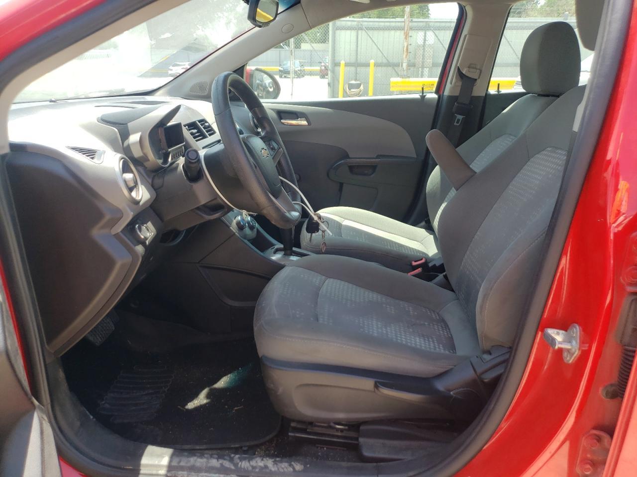 2014 Chevrolet Sonic Ls - Image 7