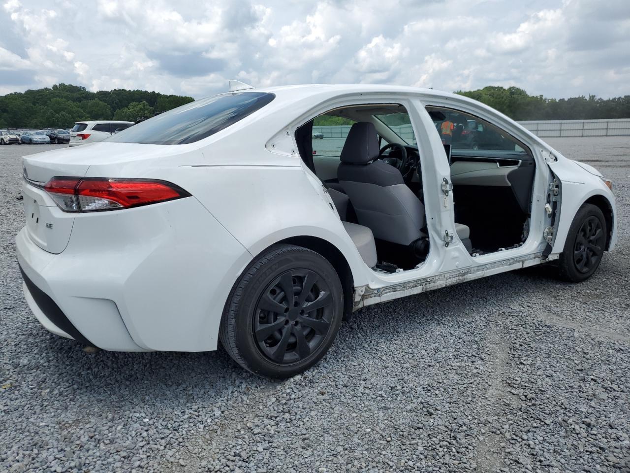 2020 Toyota Corolla Le - Image 3