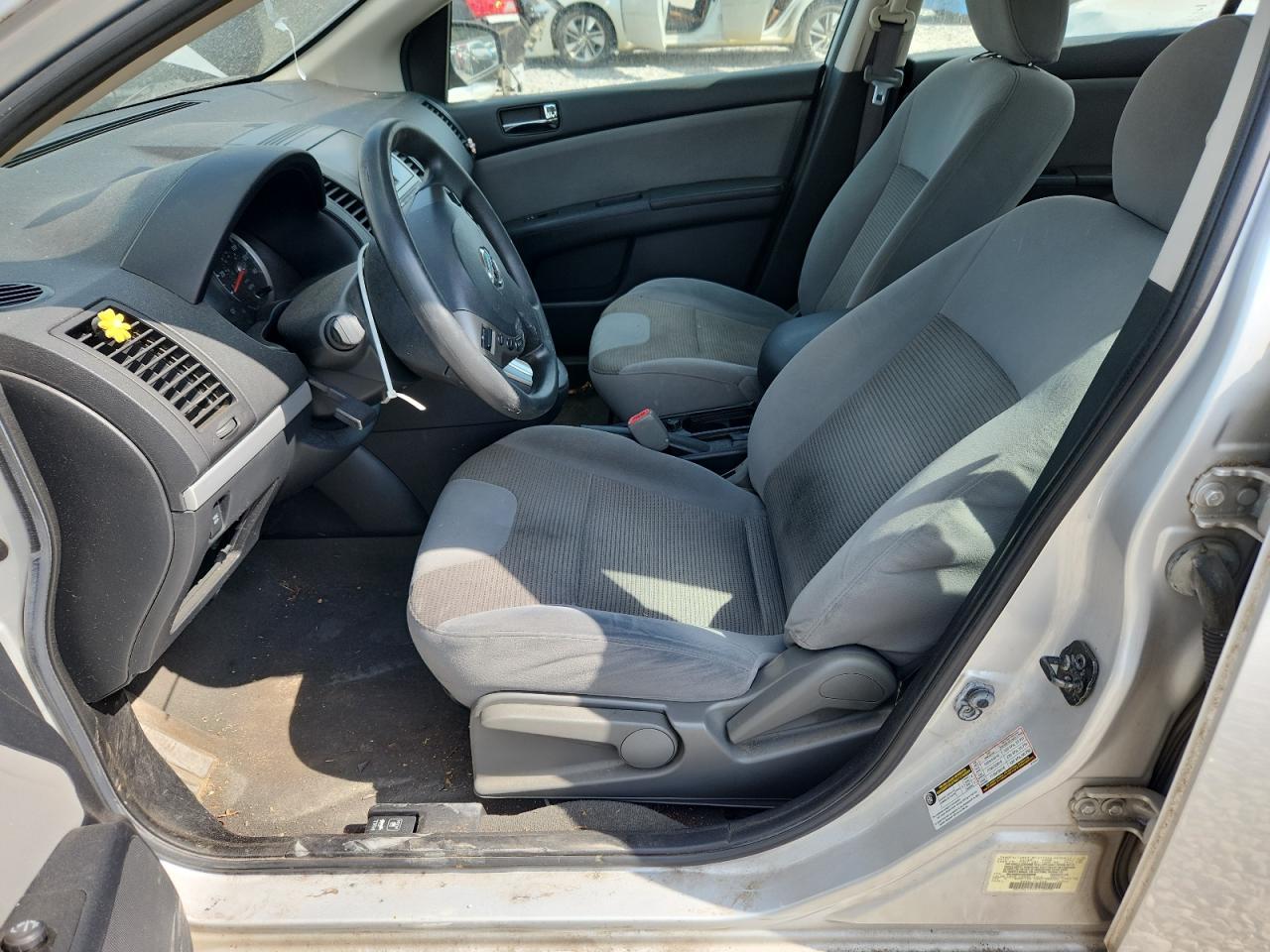 2011 Nissan Sentra 2.0 - Фото 7