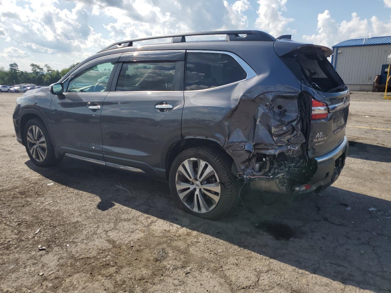 2021 Subaru Ascent Touring - Фото 2