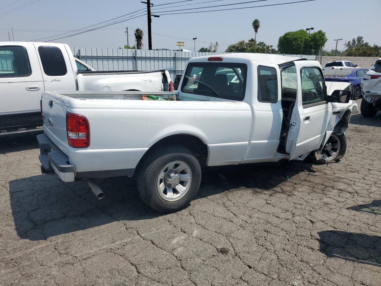 2009 Ford Ranger Super Cab - Image 3