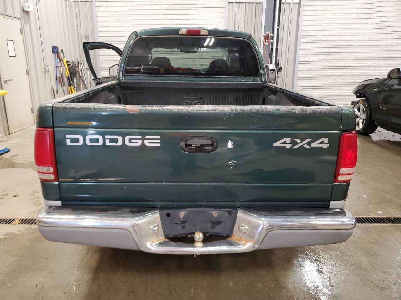 2000 Dodge Dakota Quad - Image 6