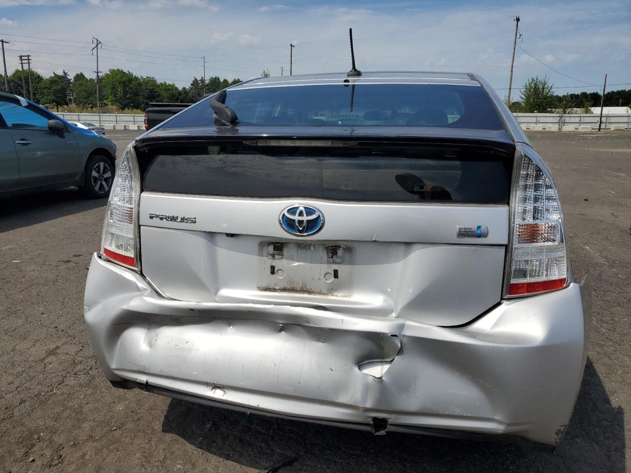 2010 Toyota Prius - Image 6