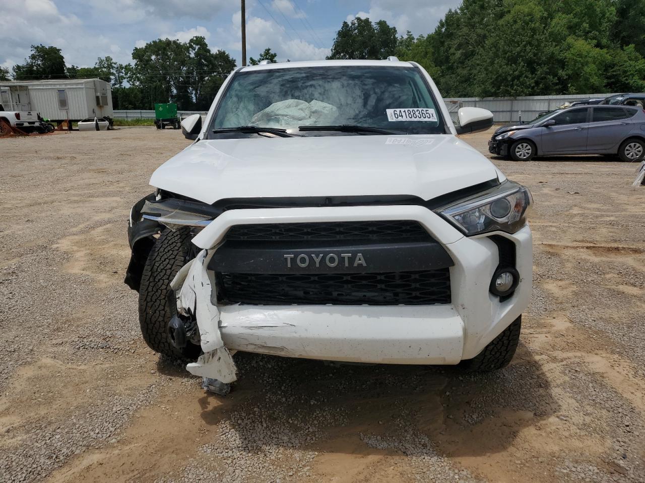 2018 Toyota 4Runner Sr5 - Image 5