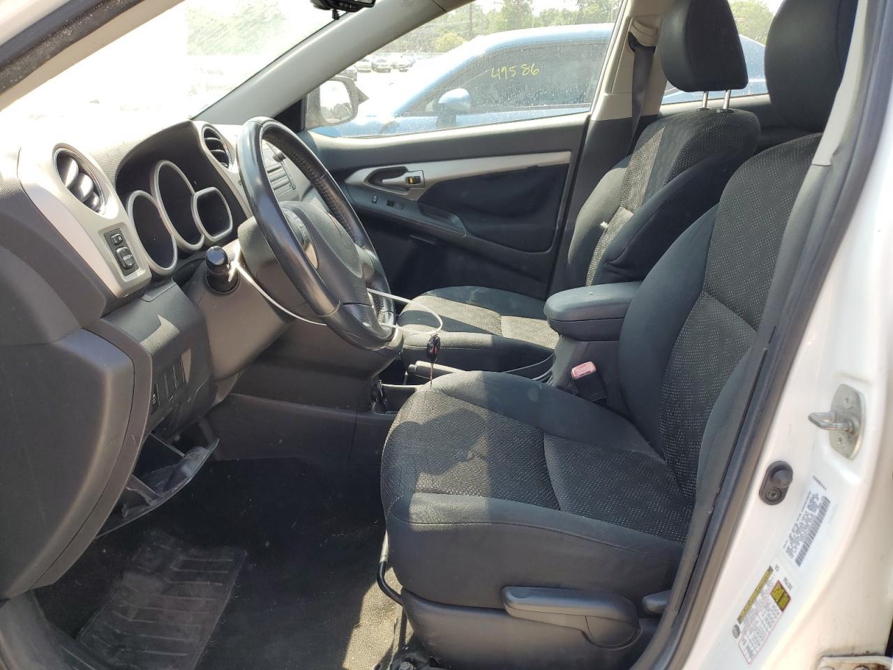 2009 Pontiac Vibe - Image 7