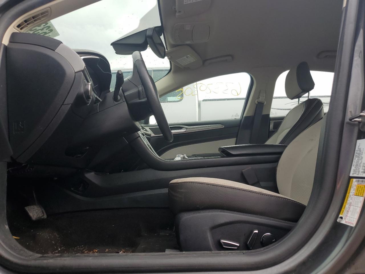 2020 Ford Fusion Se - Image 7