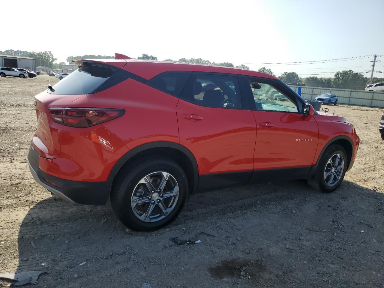 2023 Chevrolet Blazer 2Lt - Фото 3