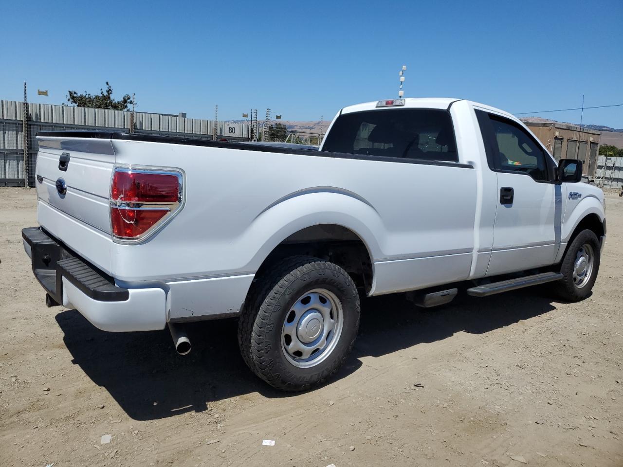 2011 Ford F150 - Image 3