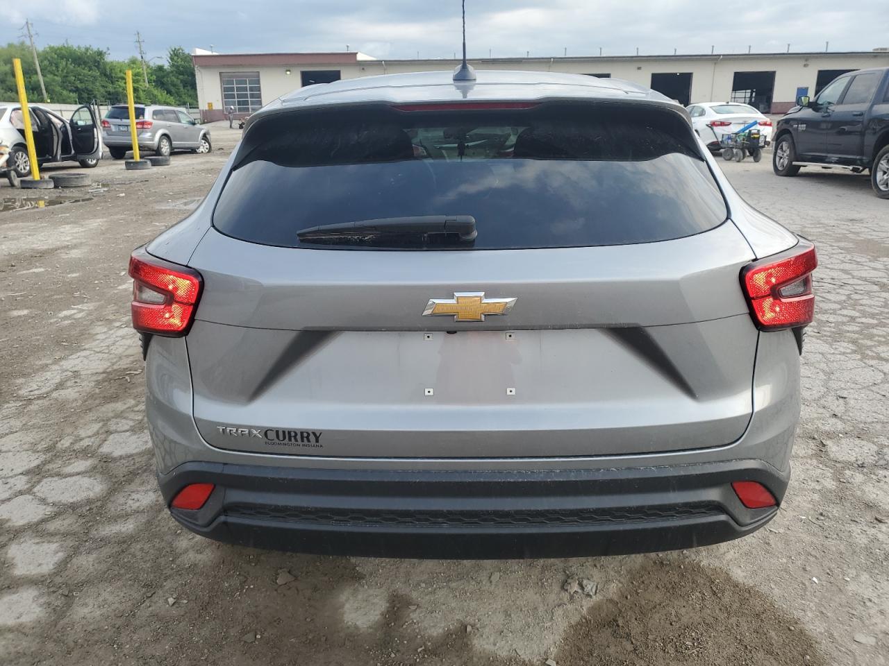 2024 Chevrolet Trax Ls - Фото 6