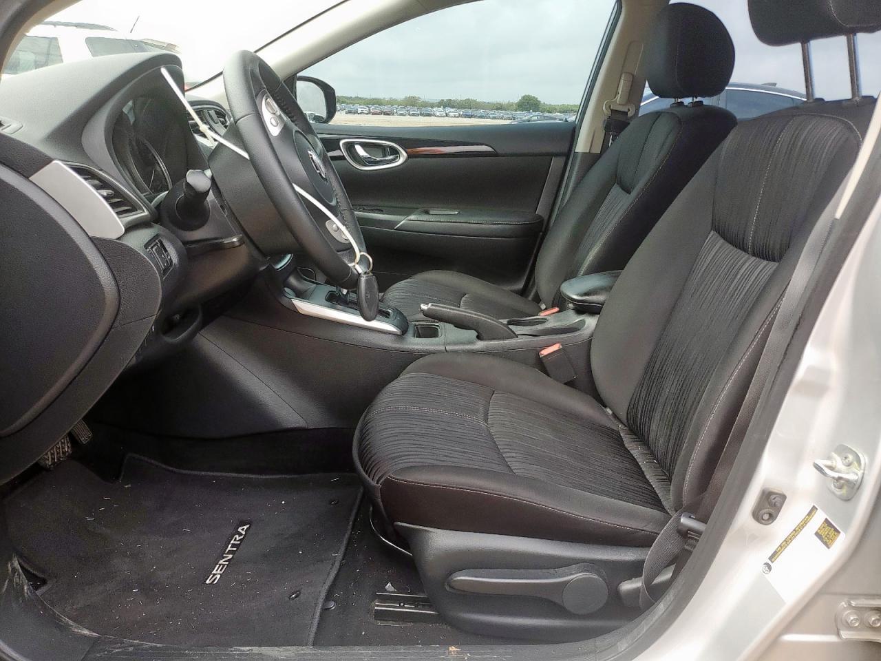 2018 Nissan Sentra S - Фото 7