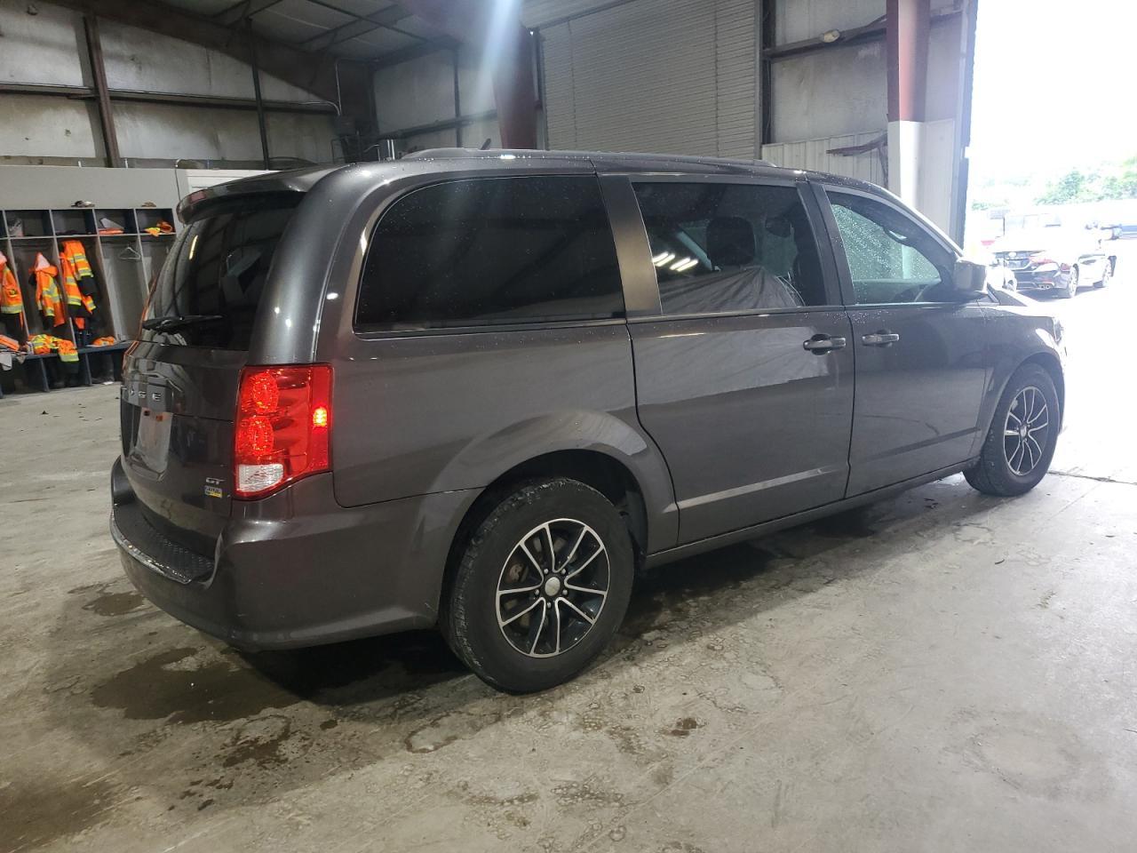 2019 Dodge Grand Caravan Gt - Фото 3