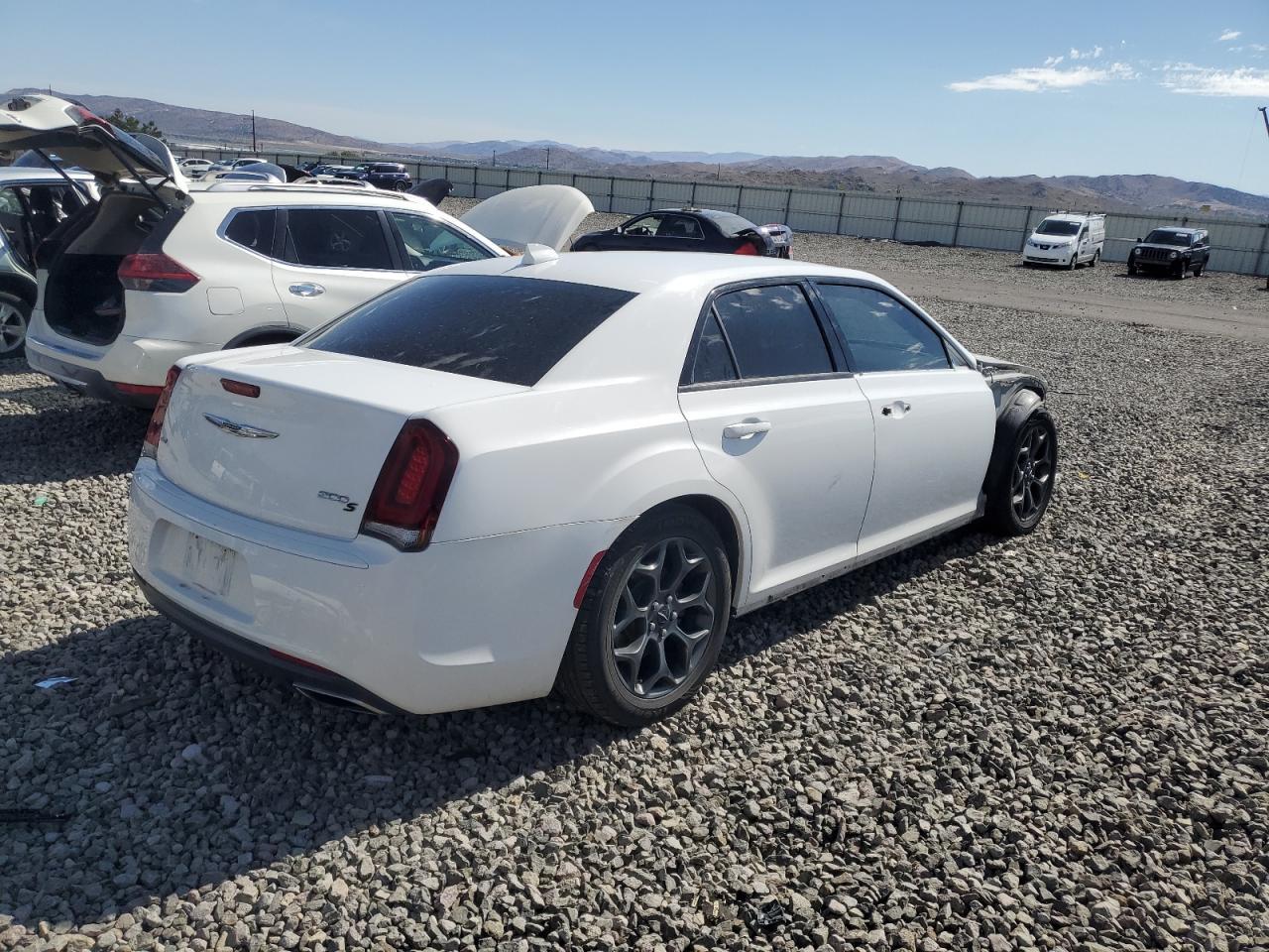 2018 Chrysler 300 S - Image 3