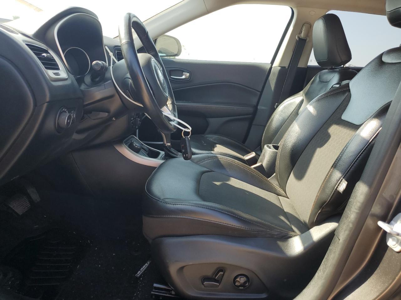 2018 Jeep Compass Latitude - Image 7