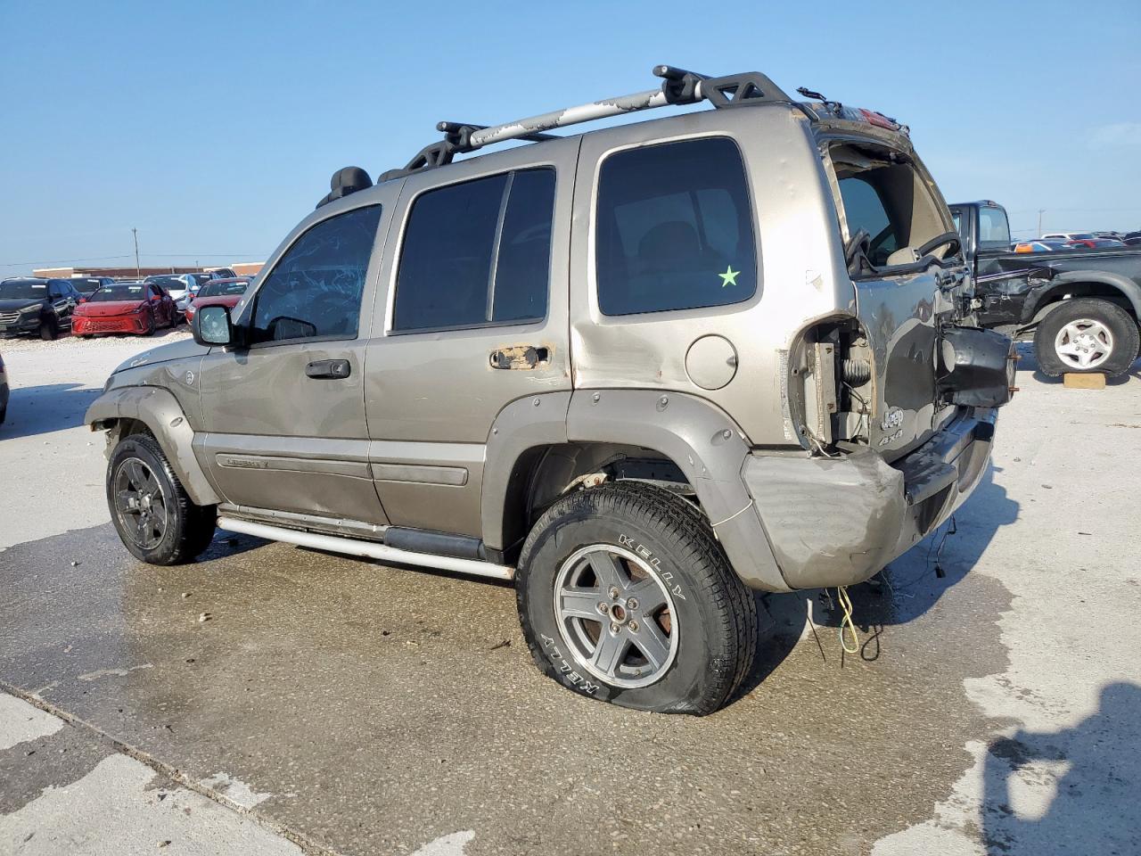 2006 Jeep Liberty Renegade - Фото 2