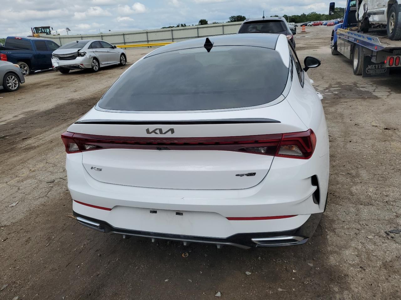 2022 Kia K5 Gt Line - Фото 6