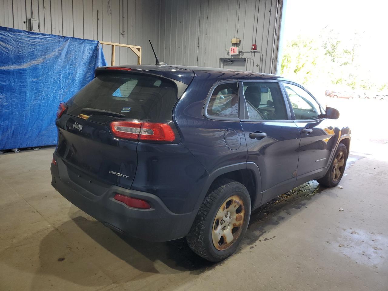 2014 Jeep Cherokee Sport - Image 3