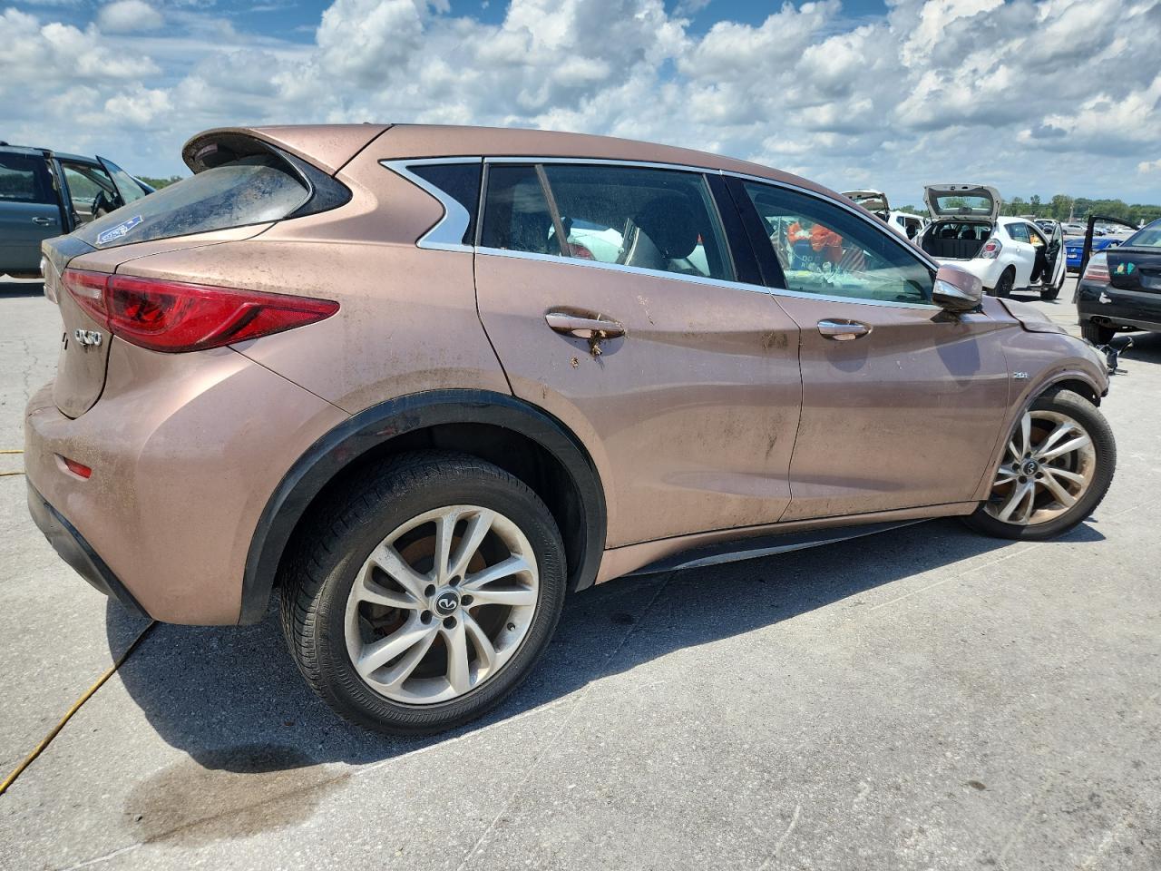 2018 Infiniti Qx30 Base - Image 3