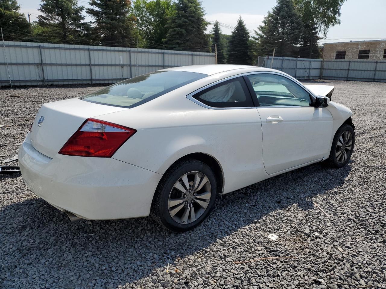 2010 Honda Accord Lx - Image 3