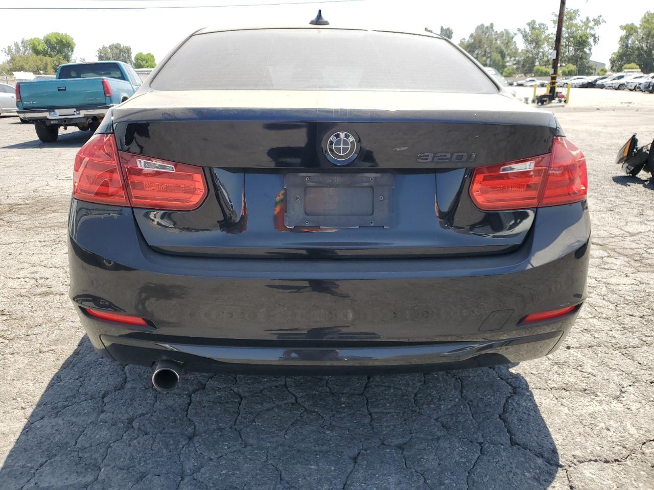 2015 BMW 320 I - Фото 6