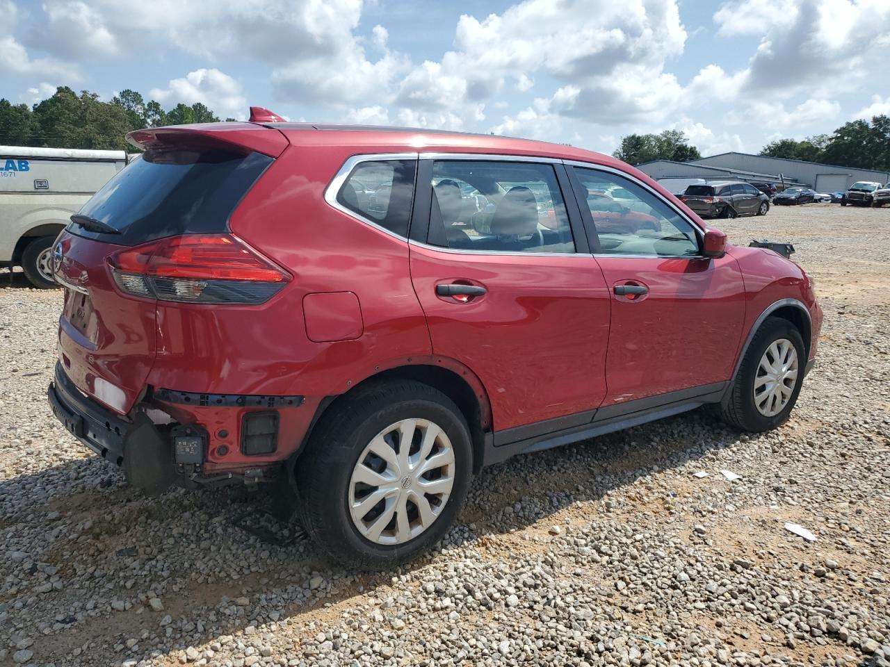 2017 Nissan Rogue S - Фото 3