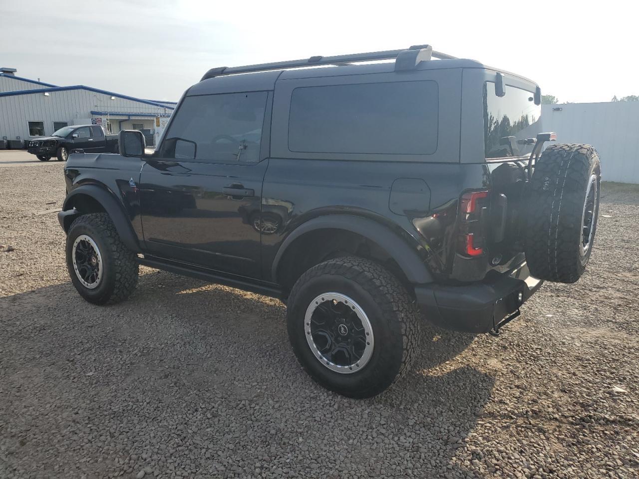 2024 Ford Bronco Black Diamond - Фото 2