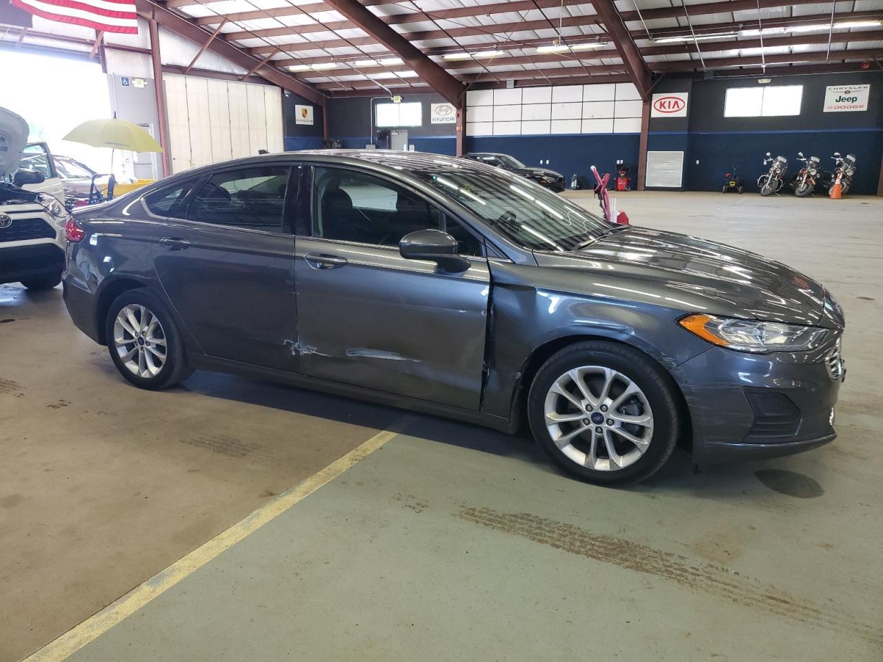 2019 Ford Fusion Se - Фото 4