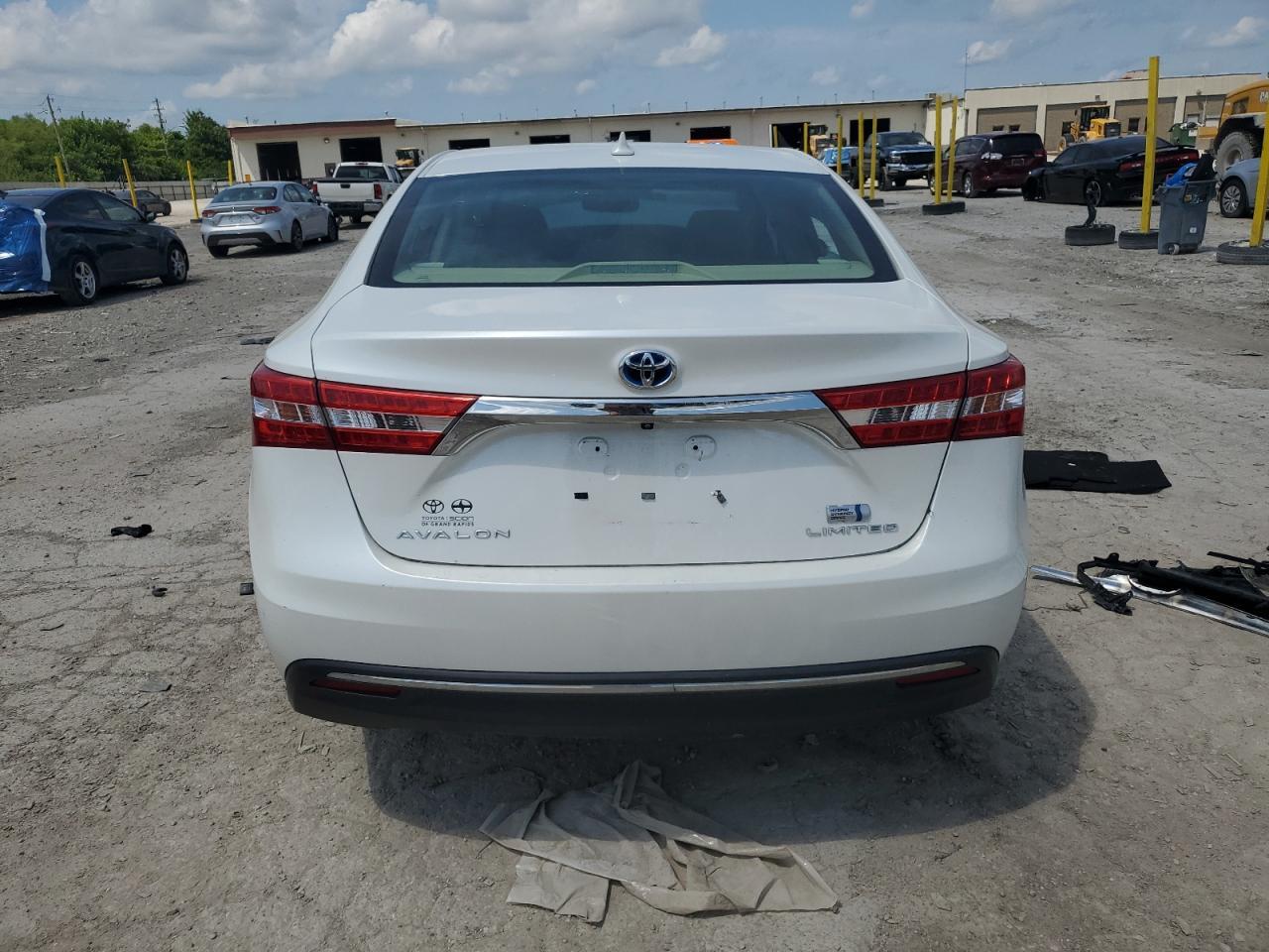 2013 Toyota Avalon Hybrid - Фото 6