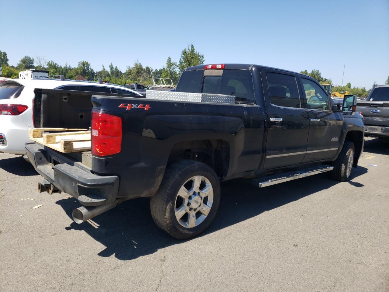 2018 Chevrolet Silverado K3500 High Country - Image 3