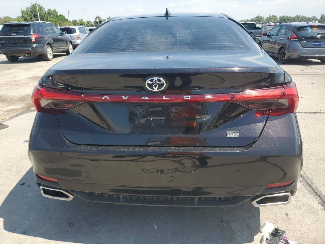 2022 Toyota Avalon Xle - Фото 6