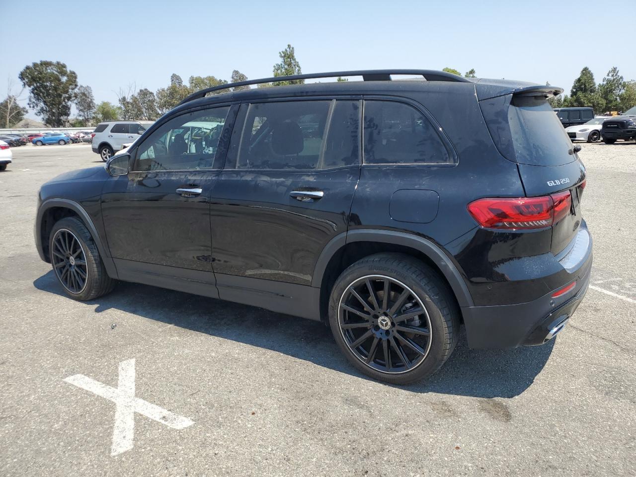 2023 Mercedes-Benz Glb 250 - Фото 2