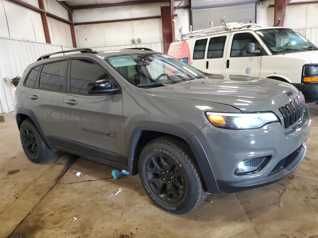 2022 Jeep Cherokee Latitude - Фото 4