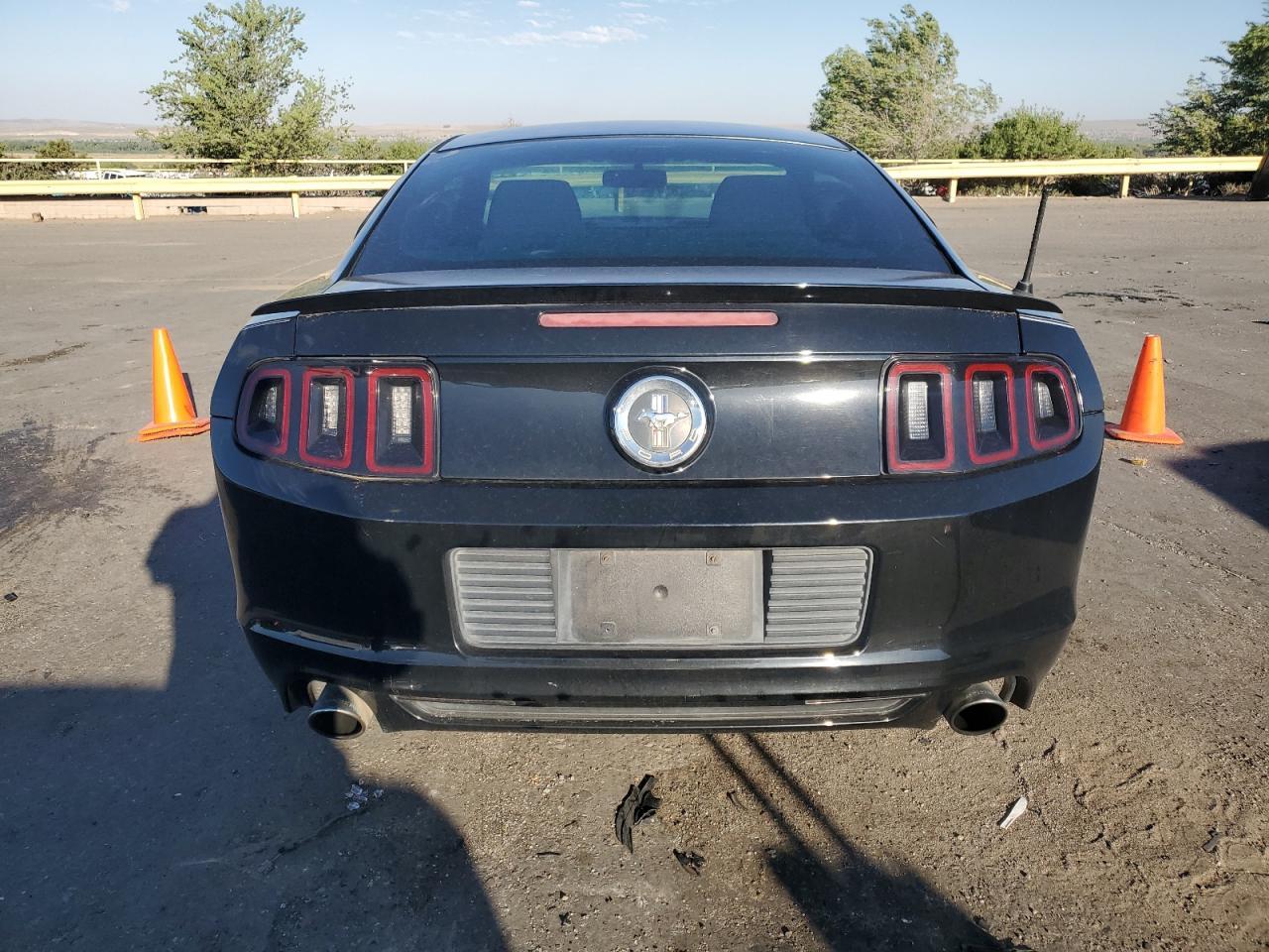 2014 Ford Mustang - Фото 6