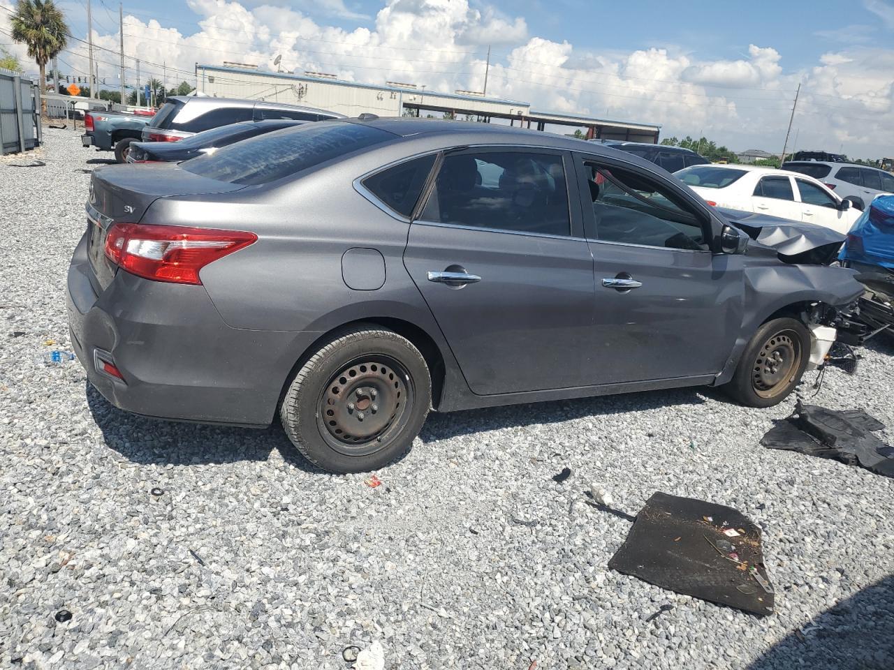 2016 Nissan Sentra S - Фото 3