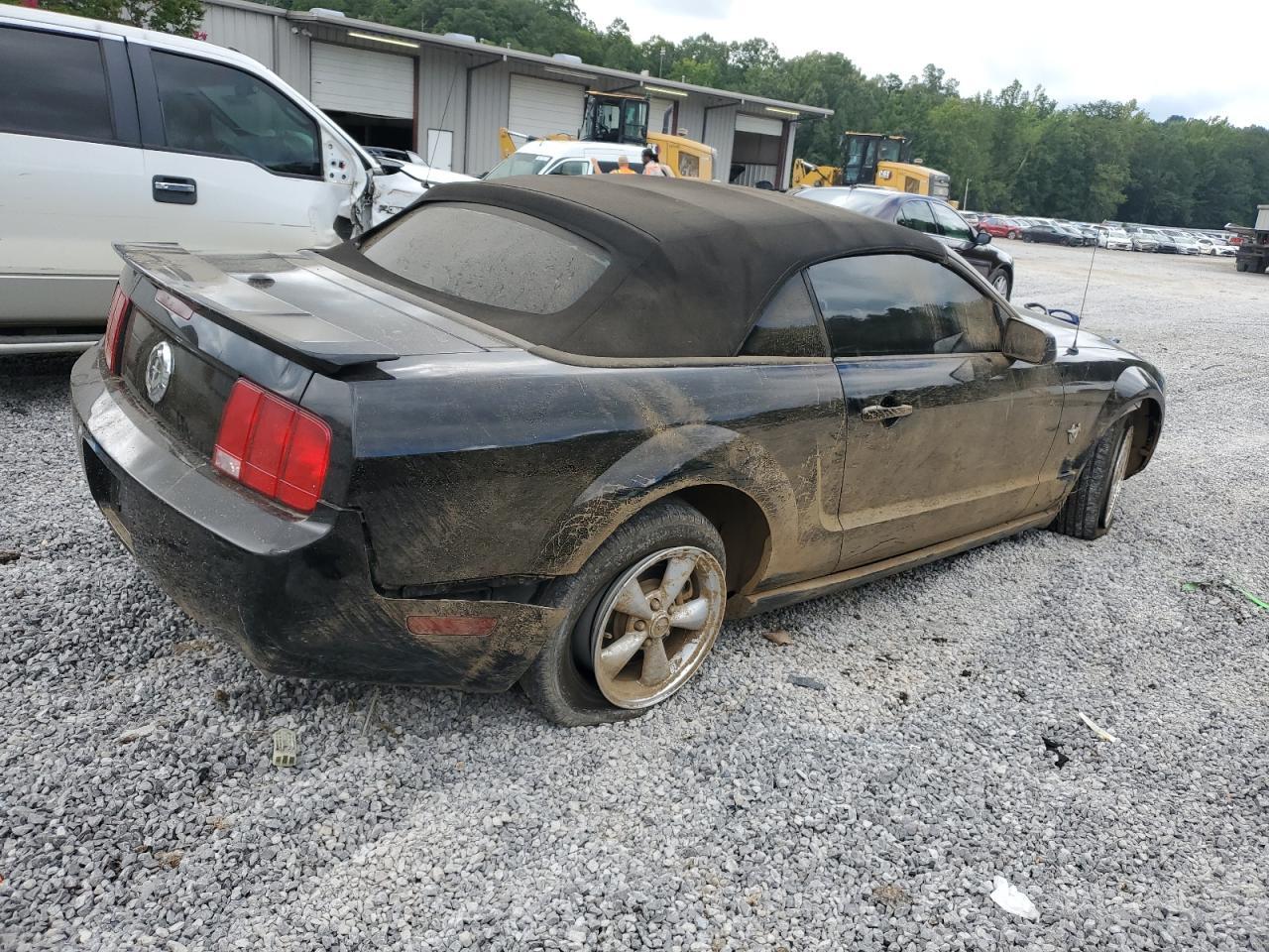 2009 Ford Mustang - Фото 3