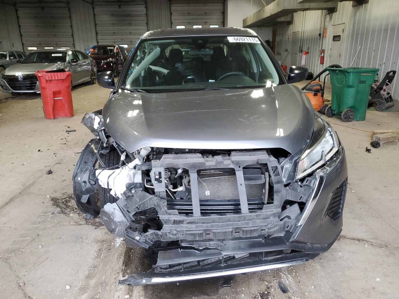 2023 Nissan Kicks S - Фото 5