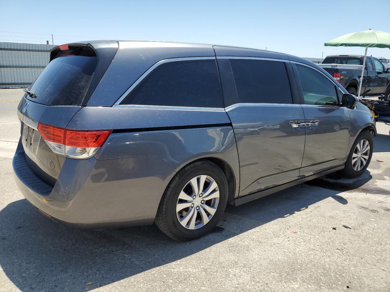 2014 Honda Odyssey Ex - Image 3