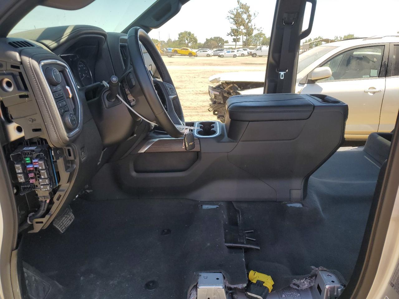 2023 Chevrolet Silverado K3500 High Country - Фото 7