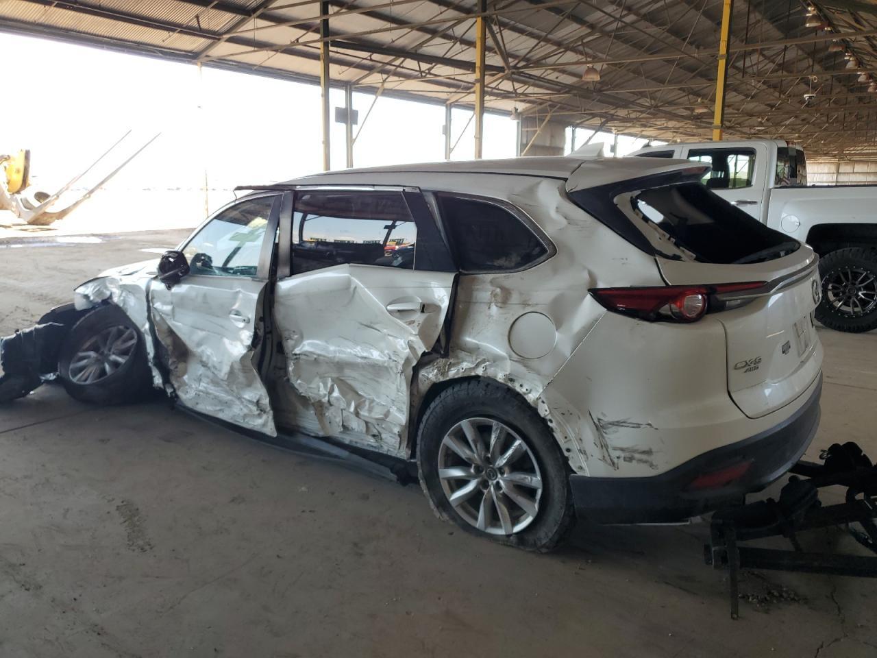 2016 Mazda Cx-9 Touring - Image 2