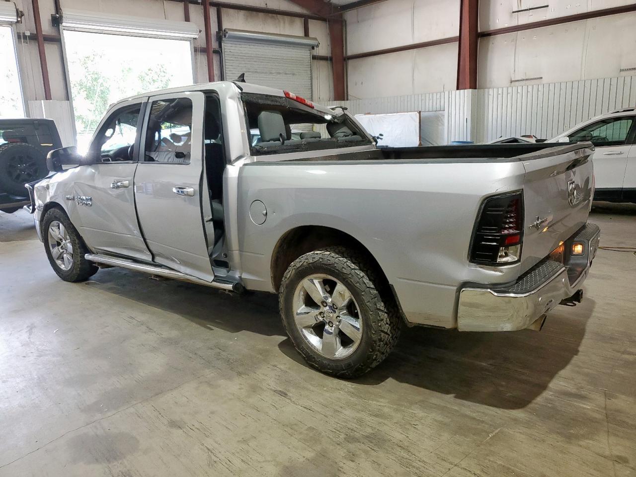 2017 Ram 1500 Slt - Фото 2