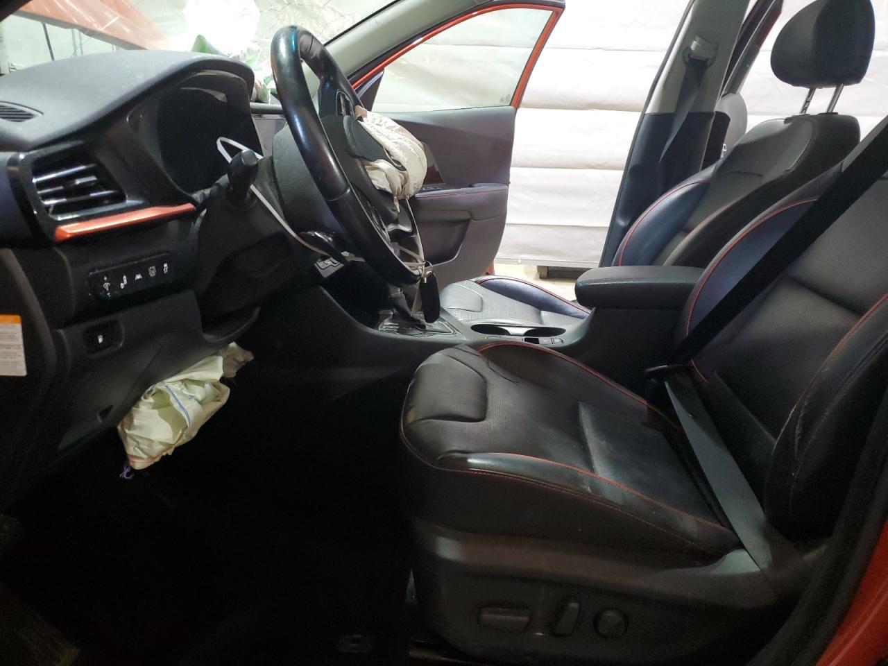 2020 Kia Niro Touring - Фото 7